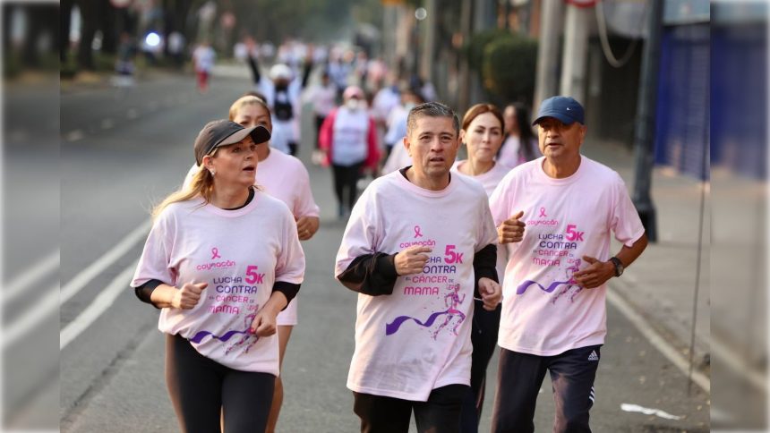 Celebran carrera en Coyoacán para concientizar contra cáncer de mama