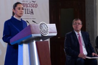 La jefa de Gobierno, Claudia Sheinbaum, anunció el despliegue de 6 mil 60 elementos de la Guardia Nacional en el Metro de la Ciudad de México, a partir de las 14:00 horas de este jueves, para realizar acciones de vigilancia y seguridad de las y los usuarios de este sistema de transporte. 