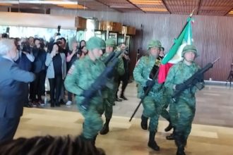 No podía ser distinto, cuando el jefe de prensa del Cámara de Diputados no fue alumno, sino maestro de los montajes en Televisa, como aquel que ordenó Genaro García Luna en diciembre de 2005 para simular la detención de la francesa Florence Cassez, que a la postre quedó libre precisamente por esta violación procesal.