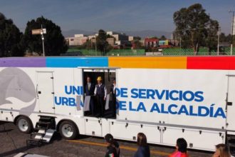El Alcalde de Coyoacán, Giovani Gutiérrez, dio el banderazo de salida al nuevo tráiler para labores de servicios urbanos, toda una innovación a nivel nacional, porque hasta donde se sabe no existe otro sistema igual en el país.