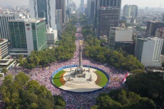 A propósito de la manifestación del próximo domingo "en defensa del INE", no se extrañen si de nuevo el Gobierno de AMLO y de Sheinbaum se unen para decretar contingencia ambiental a fin de obstaculizar la movilización.