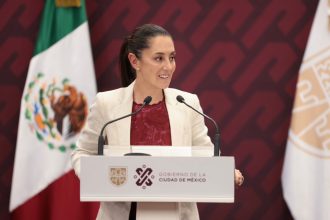 Hace tres años se registró el primer caso de covid-19 en la Ciudad de México, y hasta hoy ya se puede decir que la pandemia se controló, de acuerdo con la jefa de Gobierno de la capital, Claudia Sheinbaum.