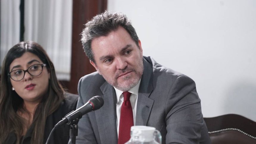 El presidente de la Junta de Coordinación Política del Congreso de la Ciudad de México, Federico Döring convocó a un cónclave de seguridad urgente para la Alcaldía Iztapalapa, la cual “ha sido sometida por la inseguridad y cooptada por la delincuencia”.
