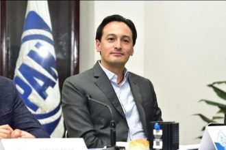 Tal parece que a la jefa de Gobierno, Claudia Sheinbaum le gusta vestirse con sombrero ajeno. Resulta que anunció con bombo y platillo la reducción de los índices delictivos en la Ciudad de México, en delitos de alto impacto.