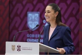 La jefa de Gobierno, Claudia Sheinbaum, negó que exista persecución política en contra del alcalde de Benito Juárez, el panista Santiago Taboada. A pregunta expresa en su conferencia mañanerita sobre las acusaciones del edil de que ella ordenó que se detuviera el patrullaje de las unidades de “Blindar BJ”, la jefa de Gobierno sostuvo: