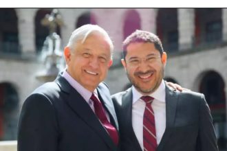 Pues con todo y su pataleo, berrinche y acusar que no es él sino las instituciones quienes incumplen la Ley, el secretario de Gobierno de la Ciudad de México, Martí Batres, ya perdió su “pureza” electoral, pues lo acaban de sancionar.