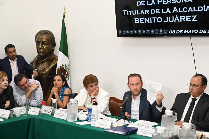 Al comparecer ante diputados del Congreso de la Ciudad de México, el alcalde de Benito Juárez, Santiago Taboada prácticamente se destapó para la Jefatura de Gobierno en 2024.