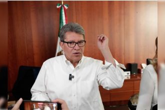 Esta frase, pronunciada ayer por la todavía jefa de Gobierno de la Ciudad de México, Claudia Sheinbaum es el punto de partida de las intensas batallas que vendrán en los próximos días, y que comienzan con designación de su sustituto.