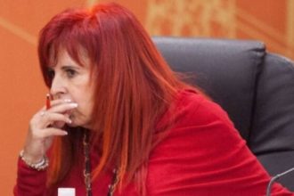 La gobernadora de más apoya a Claudia Sheinbaum en sus aspiraciones hacia 2024, la ex alcaldesa de Álvaro Obregón, Layda Sansores podría pasar tristemente a la historia por ser la primera gobernadora y primera mujer sentenciada por incurrir en violencia política en razón de género… ¡contra mujeres!
