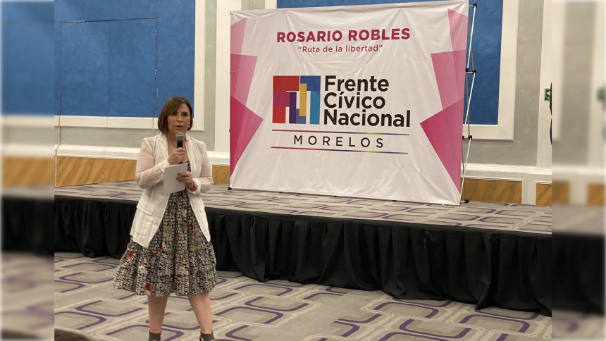 Desde hace unos días, en los círculos políticos se preguntan qué trama la ex jefa de Gobierno del Distrito Federal, Rosario Robles, con eso de que inició su “Ruta de la Gratitud” para recorrer todo el país y agradecer a quienes escucharon a su hija Mariana Moguel cuando buscó su solidaridad en los días que estuvo en prisión.
