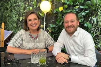 El alcalde de la Benito Juárez, el panista Santiago Taboada debe sentirse como pavo real, porque el presidente Andrés Manuel López Obrador lo colocó en el centro de sus preocupaciones, al mismo nivel que quien al parecer ya es su dolor de cabeza, la senadora Xóchitl Gálvez, inminente candidata presidencial de la oposición.