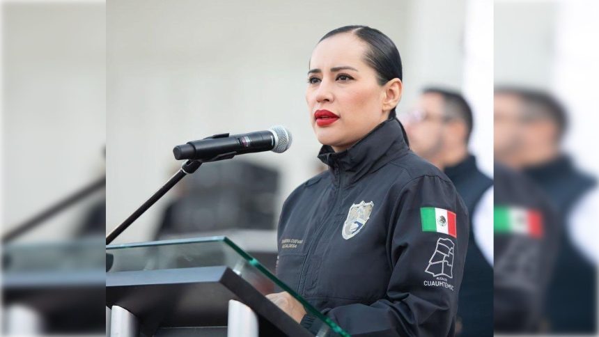 En las últimas semanas, entre líderes de oposición de la Ciudad de México ha empezado a crecer la desconfianza sobre la alcaldesa de Cuauhtémoc, Sandra Cuevas, a quien la empiezan a ver como factor de división, jalando para su molino.