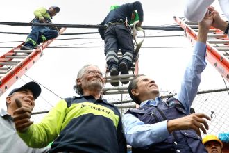 En esta ocasión las brigadas de trabajo de las empresas responsables acudieron al pueblo de La Candelaria. Se trabaja en coordinación con empresas de telecomunicaciones.
