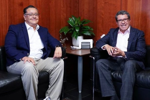 En los próximos días se hará pública una alianza que sorprendió dentro y fuera de Morena entre los senadores: Ricardo Monreal, aspirante a Jefe de Gobierno, y Gabriel García Hernández, quien busca la Alcaldía de Iztapalapa. FOTO: Senado