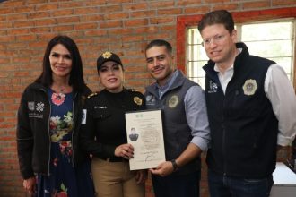 Sin duda, el presidente López Obrador hará los acuerdos de más alto nivel para que su movimiento retenga la Presidencia en 2024, lo que transita por cumplirle a Ricardo Monreal el acuerdo de que va a ser candidato a la CDMX.