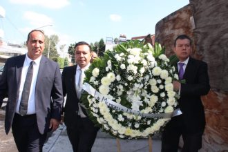 Todo apunta a que se están mandando mensajes políticos en la estrategia de juntar los 44 votos que se requieren para lograr la ratificación por 4 años más de la titular de la Fiscalía General de Justicia de la Ciudad de México, Ernestina Godoy. FOTO: X / Congreso PAN
