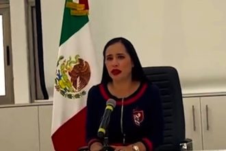 La licencia de Sandra Cuevas como alcaldesa de la Cuauhtémoc para supuestamente ir en busca de la candidatura de la oposición a la Jefatura de Gobierno de la Ciudad de México es un claro revire de Ricardo Monreal en contra de la decisión de Claudia Sheinbaum de apoyar a su ex jefe de la policía, Omar García Harfuch, para que vía Morena contienda por ese cargo. FOTO: X / Sandra Cuevas