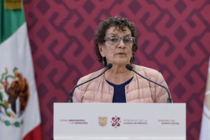 La secretaria de Gestión Integral de Riesgos y Protección Civil del Gobierno capitalino, Myriam Urzúa dijo que aproximadamente 5 mil funcionarios públicos participarán en el Simulacro Nacional del próximo 19 de septiembre a las 12 del día. FOTO: Especial