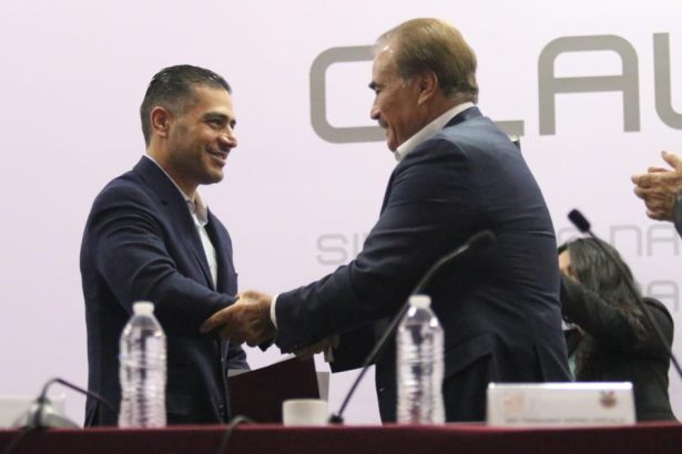 El aspirante a la candidatura de Morena para la Jefatura de Gobierno, Omar García Harfuch dijo que no ha solicitado seguridad extraordinaria durante los recorridos por las Alcaldías de la CDMX, pues que se ha sentido protegido con los ciudadanos. FOTO: Campaña Harfuch