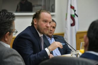 De acuerdo a diversas encuestas, el aspirante que encabeza las preferencias es el alcalde con licencia de la Alcaldía Benito Juárez seguido por la alcaldesa con licencia de Álvaro Obregón Lía Limón. FOTO: X / Taboada