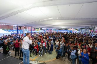 El anuncio de los militantes emecistas se da luego de que el Tribunal Electoral de la Ciudad de México (TECDMX) otorgara la licencia definitiva a Taboada como alcalde de la Benito Juárez, que le había sido chicaneada por la mayoría de Morena en el Congreso de la CDMX. FOTO: Campaña Taboada