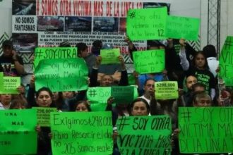 Todo es un montaje, acusan orquestado por el secretario de Desarrollo Económico, Fadlala Akabani –por cierto, bueno pa los giros negros cuando fue delegado de Benito Juárez–. Desde el 9 de agosto, Alina Vázquez, una mujer de 67 años de edad, se encuentra recluida en el penal de Santa Martha Acatitla. FOTO: Archivo CDMX Magacín