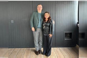 Brugada está en un enorme dilema, porque no puede alejar a Ebrard, pues gracias a él –pero sobre todo a Manuel Camacho Solís (qepd)– pudo participar en política en México. Así que no va a tener de otra más que quemar naves con Ebrard y contener a los “puros”. FOTO: Campaña Brugada