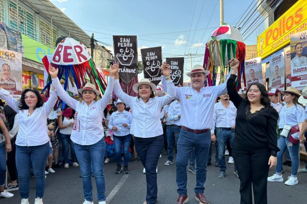 Durante el arranque de su campaña electoral, Berenice Hernández Calderón dijo que construirá el segundo piso de la llamada Cuarta Transformación de ganar en la Alcaldía Tláhuac en las elecciones del próximo 2 de junio. FOTO: CDMX Magacín