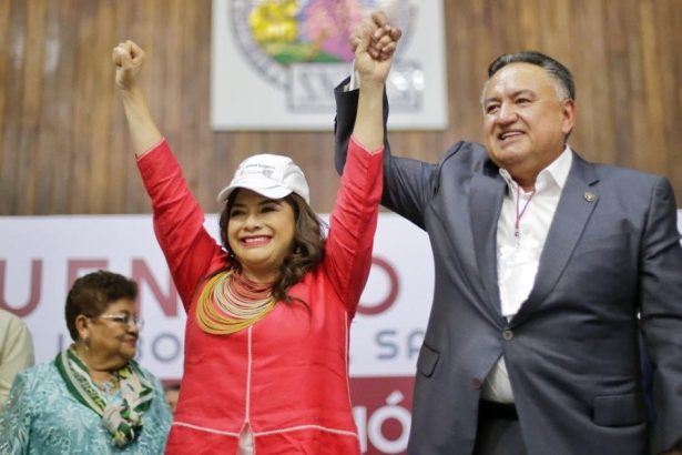 Líderes e integrantes de 15 sindicatos de la Ciudad de México y el país expresaron su respaldo total al proyecto de gobierno encabezado por Clara Brugada Molina, candidata a la Jefatura de Gobierno por la coalición “Sigamos Haciendo Historia”. FOTO: Especial