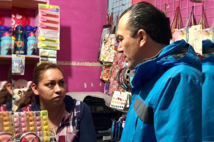 Carlos Orvañanos se unió hoy al reclamo social y enérgico de las y los vecinos de Cuajimalpa que son acosados por las brigadas de la Alcaldía y del gobierno central, para votar a favor de la 4T este 2 de junio. FOTO: Especial