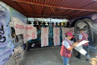 Ante las quejas vecinales, la venta de bebidas a menores de edad y por escandalizar a altas horas de la madrugada, la alcaldía Azcapotzalco ordenó la suspensión de actividades del establecimiento denominado “Mary Jane”. FOTO: Especial