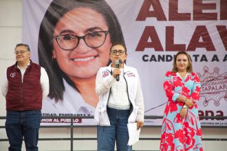 Aleida Alavez Ruiz, aspirante de la alcaldía de Iztapalapa por la coalición “Seguiremos Haciendo Historia en la Ciudad de México”, dijo que, de ganar la gubernatura para esta demarcación territorial, combatirá con “toda la fuerza de la fuerza de la ley, la venta de drogas y cualquier otra sustancia que amenace la salud mental de las y los jóvenes. FOTO: Especial