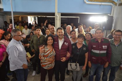 Entrega Batres viviendas en la Pensil y la Anáhuac