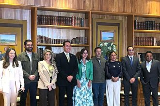 La diputada Nora Arias Contreras (PRD) destacó la salud y la educación como temas que deben ser transversales en las políticas públicas de la Ciudad de México, y prioritarios para los poderes ejecutivo y legislativo, que deben trabajar coordinadamente.