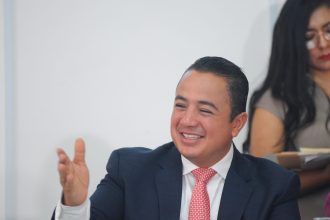 Concluidas las comparecencias de los alcaldes ante el Congreso de la Ciudad de México, hubo quienes se salieron por la tangente y no respondieron los señalamientos. Es el caso del alcalde de Gustavo A. Madero, Janecarlo Lozano Reynoso (Morena). FOTO: Especial