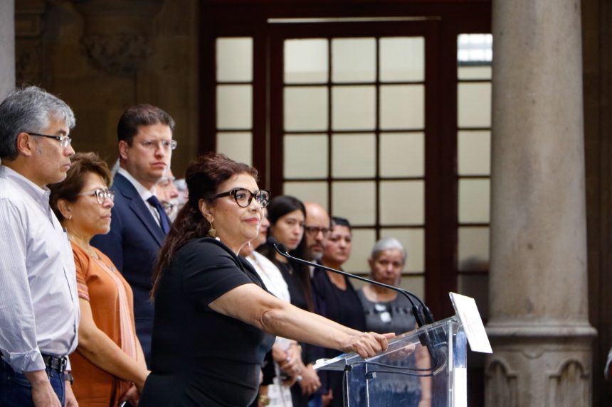 El hecho más próximo fue el atentado que sufrió en 2020 el entonces secretario de Seguridad Ciudadana de la capital, Omar García Harfuch, en el que él salvó la vida, pero lamentablemente fallecieron dos de sus escoltas y una mujer de manera colateral. FOTO: Especial