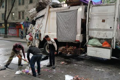 Alcaldía Cuauhtémoc recoge 30 toneladas de basura tras marcha del Orgullo 2025