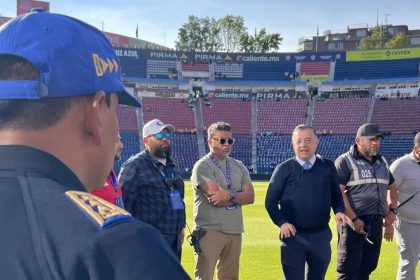 La alcaldía Benito Juárez informa que, con el objetivo de revisar y fortalecer los protocolos de actuación de todos los actores involucrados en la organización de partidos de fútbol y espectáculos en el Estadio Ciudad de los Deportes, se ha convocado a una mesa de trabajo que se llevará a cabo el próximo martes 2 de septiembre. FOTO: X / @estadiocdd - Estadio Ciudad de los Deportes