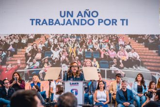Laura Álvarez recordó logros alcanzados junto con los vecinos para que se cuente, por ejemplo, con escuelas seguras como la Escuela Mártires de Tacubaya que presenta riesgos estructurales y la autoridad educativa ha comenzado a atender. FOTOS: Especial